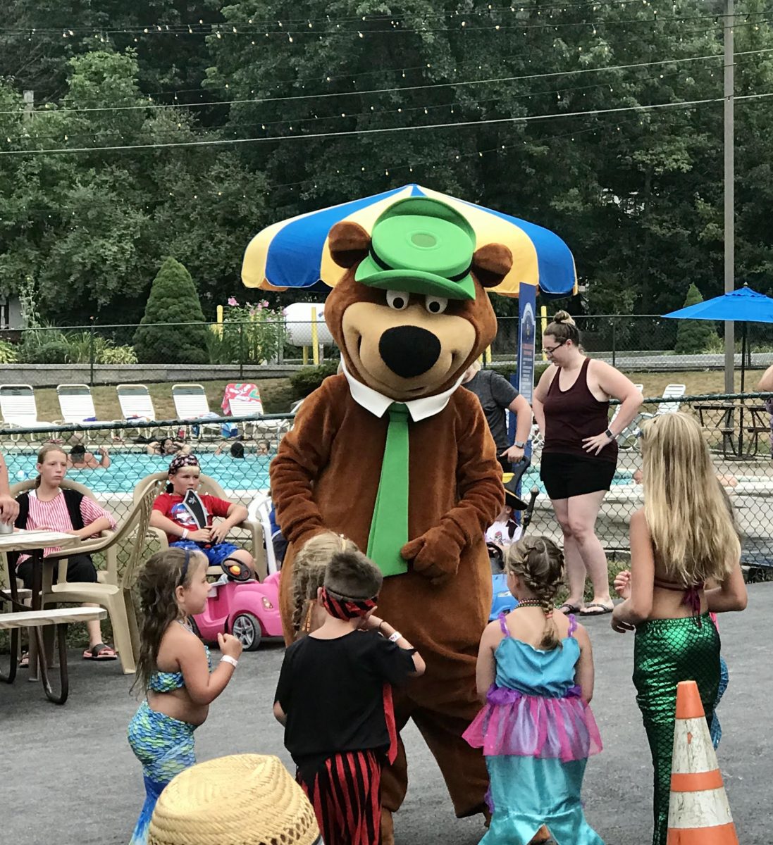 Yogi and kids at pool